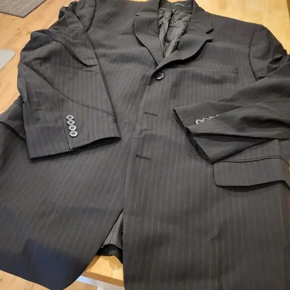 DKNY Black Pinstripe 100% Wool Suit jacket 32 Long 25 P2P